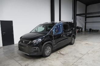 Vaurioauto  passenger cars Peugeot Rifter ALLURE PACK 2019/7
