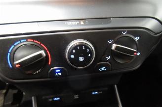 Hyundai I-20 SEDAN picture 29