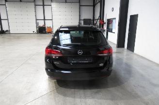 Opel Astra BREAK picture 4