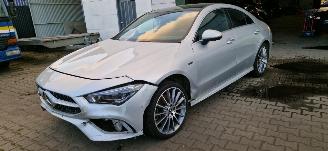 Mercedes Cla-klasse 250e AMG Coupe*Plug-In*Panoramaschuifdak*Ambiente*Virtual Cockpit*Navigatie*Camera*Stoelen elektrisch met memory en verwarming*Soundsysteem*MBUX* picture 2