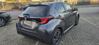 Toyota Yaris 1.5 Hybride* Navigatie*LED*Aluminium velgen*Camera*trekhaak*KeylessGo* picture 7
