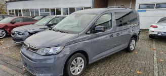 Damaged car Volkswagen Caddy maxi 1.5 TSi* 7 Zitter* 2023/11