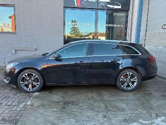 damaged passenger cars Opel Insignia OPEL INSIGNIA 2.0D 2014 2014/11
