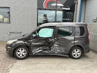 krockskadad bil auto Ford Tourneo Connect/Grand Tourneo Connect Tourneo Connect FORD TOURNEO CONNECT 1.6D 2015 2015/6