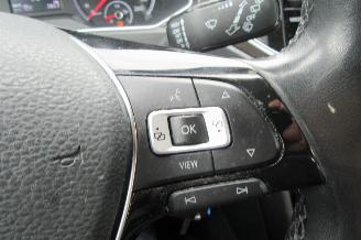 Volkswagen T-Roc 1.0 TSI Style Business picture 16