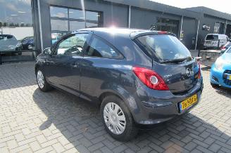 Opel Corsa 1.2-16V Enjoy picture 3