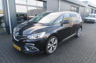 uszkodzony samochody osobowe Renault Scenic Grand Scénic - 1.3 TCe Bose 7p. 2018/6