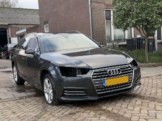 Audi A4 Avant 1.4 TFSI Automaat ( DIEFSTAL SCHADE ) picture 2