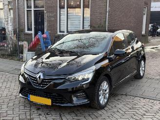 Renault Clio 1.6 E-Tech Hybrid 140 Intens AUTOMAAT picture 2