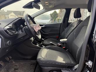 Ford Fiesta 1.0 EcoBoost Titanium picture 14