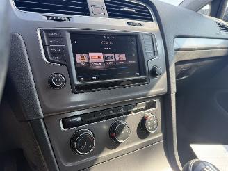 Volkswagen Golf 1.0 TSI  Bluemotion NAP picture 18