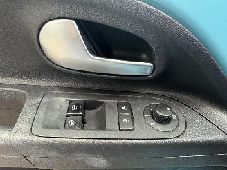 Volkswagen Up! 1.0 BMT Move Up picture 12