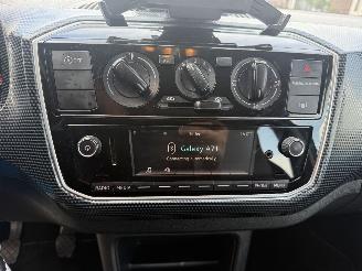 Volkswagen Up! 1.0 BMT Move Up picture 15