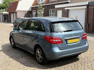 Mercedes B-klasse B180 NAP NL AUTO picture 7