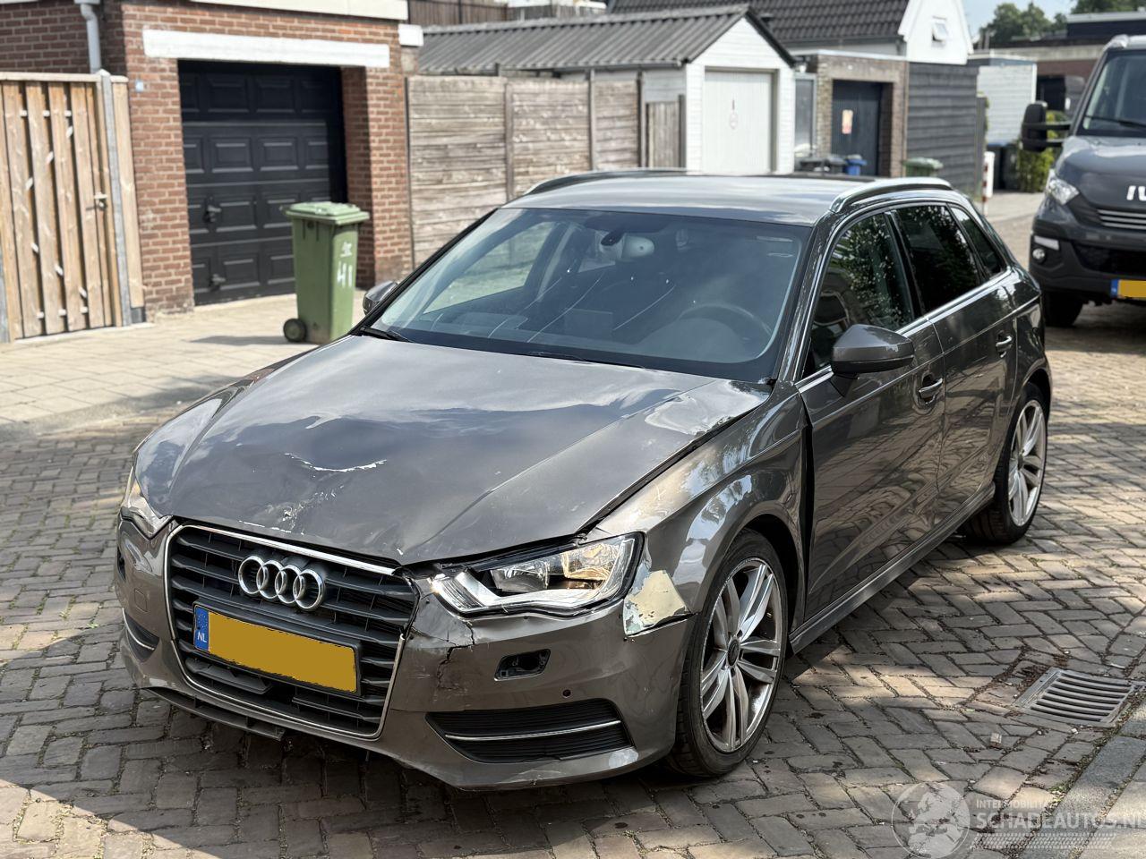 Audi A3 1.6 TDI ultra Attraction Pro Line