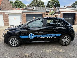 Peugeot 208 .2 PureTech Active picture 11