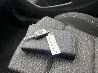 Opel Astra 1.4 Online Edition picture 25