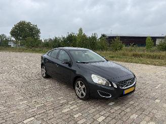 Volvo S-60 2.0 D3 picture 5