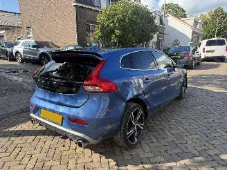 Volvo V-40 2.0 T4 R DESIGN Sport picture 7