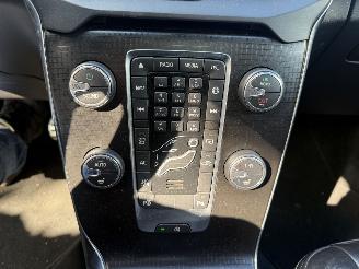 Volvo V-40 2.0 T4 R DESIGN Sport picture 23