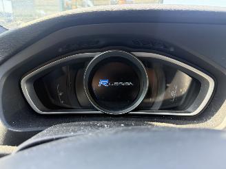 Volvo V-40 2.0 D2 R DESIGN NAP picture 22