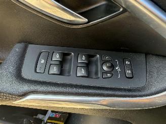 Volvo V-40 2.0 D2 R DESIGN NAP picture 14