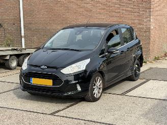 krockskadad bil auto Ford B-Max 1.0 EcoBoost Titanium 2017/1