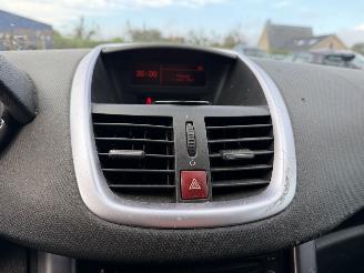 Peugeot 207 1.6-16V T Le Mans picture 18