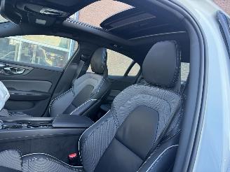 Volvo S-60 2.0 B4 Dark Edition R NAP!! picture 16