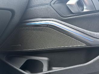 BMW 3-serie 320e M PAKKET CURVE picture 19
