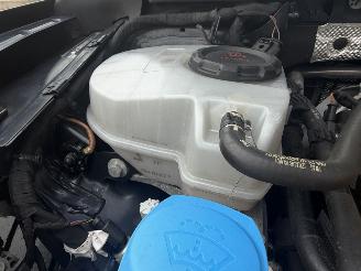 Volkswagen Golf 2.0 TSI R 4Motion picture 12