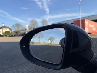 Volkswagen Golf 8 GTE PANO picture 27