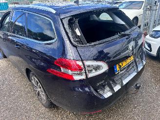 Peugeot 308 1.2 ALLURE picture 17