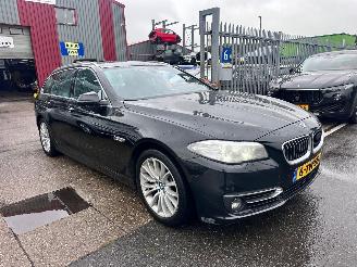 BMW 5-serie TOURING 520i Luxury Edition picture 3