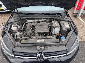 Volkswagen Golf 1.0 TSI picture 14