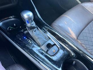 Toyota C-HR 1.8 HYBRIDE BI-TONE picture 12