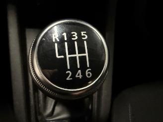 Renault Clio  picture 16