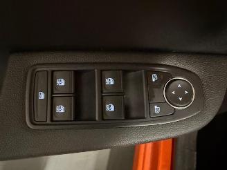 Renault Clio  picture 9