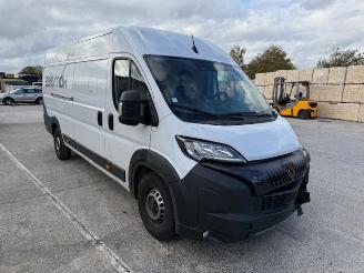 Peugeot Boxer AUTOMATIC picture 2