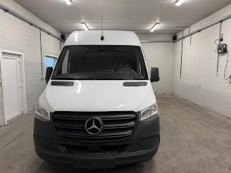 Mercedes Sprinter  picture 2