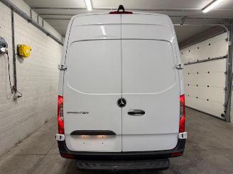 Mercedes Sprinter  picture 6