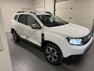 Damaged car Dacia Duster 4X CAMERA 2023/9