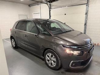skadebil auto Citroën C4-picasso  2017/10
