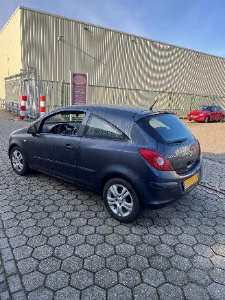 Opel Corsa  picture 10
