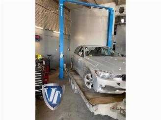 BMW 3-serie 3 serie (F30), Sedan, 2011 / 2018 320d 2.0 16V EfficientDynamicsEdition picture 3