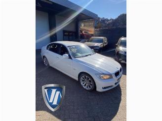 demontáž osobní automobily BMW 3-serie 3 serie (E90), Sedan, 2005 / 2011 318i 16V 2010/11