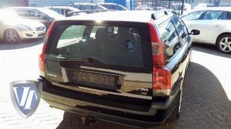 Volvo V-70 V70 (SW), Combi, 1999 / 2008 2.4 D5 20V picture 3