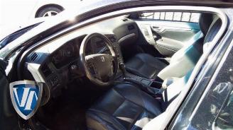 Volvo V-70 V70 (SW), Combi, 1999 / 2008 2.4 D5 20V picture 6