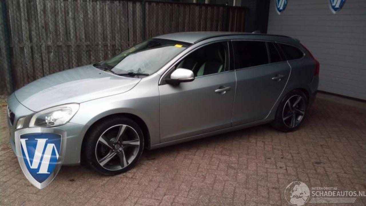 Volvo V-60 V60 I (FW/GW), Combi, 2010 / 2018 1.6 DRIVe