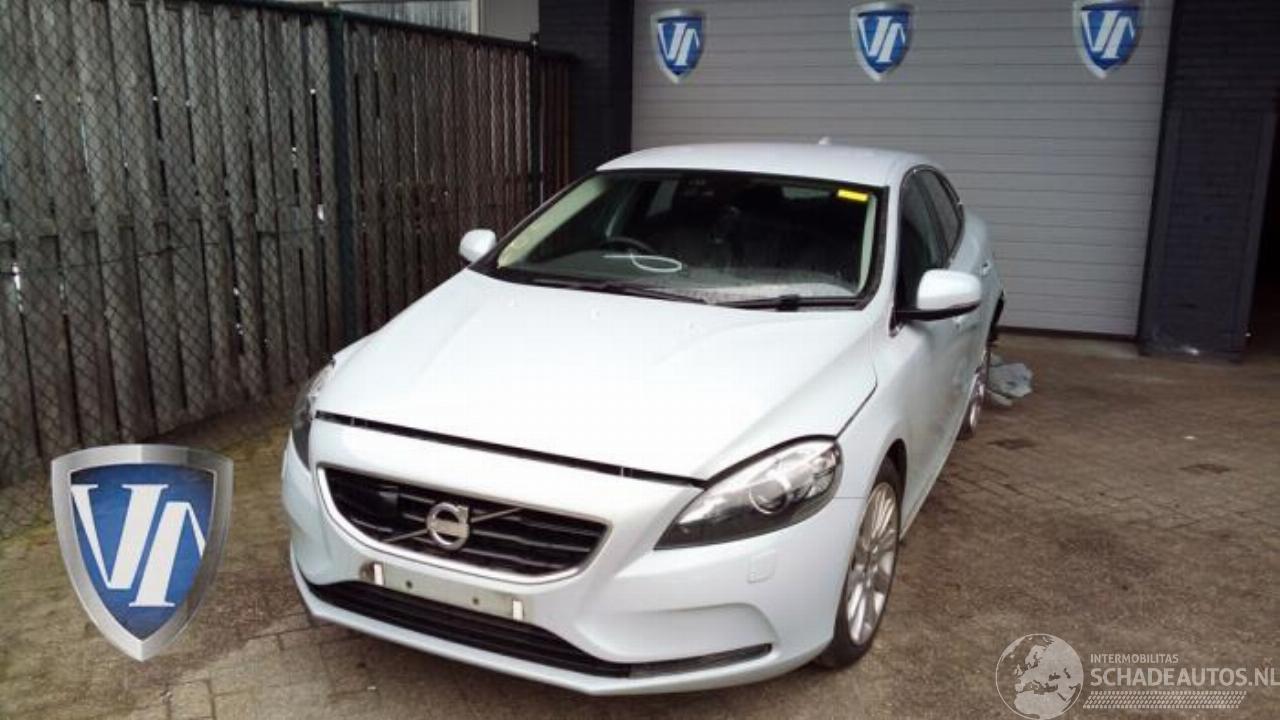 Volvo V-40 V40 (MV), Hatchback 5-drs, 2012 / 2019 2.0 D3 20V
